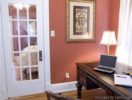 Robinwood Bed And Breakfast Little Rock Oda fotoğraf
